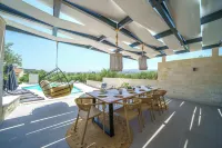 Lefkothea Villas with Large Pool, BBQ & Playground - Villas