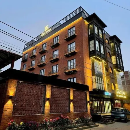 Akhyana Hotel Near Unitech Cyber Park