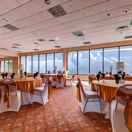 Chateau Resort & Conference Center