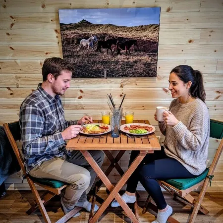 Emlyn's Coppice - Luxury Woodland Glamping