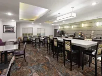 La Quinta Inn & Suites by Wyndham Kyle - Austin South Hotels in Kyle