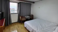 Eulwangri Four Season Pension - Bungalows