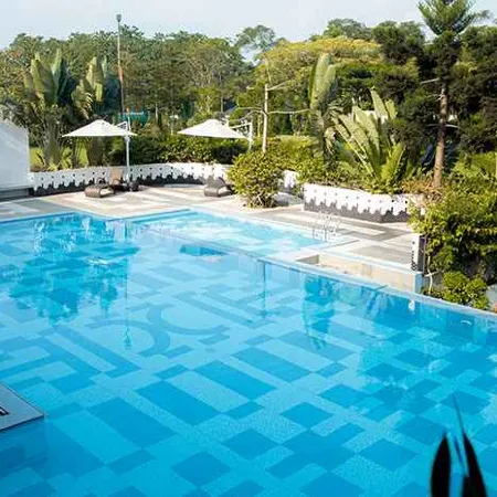 The Emirio Hotel & Cottage