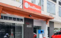 RedDoorz @ STM Suite Medan Amplas - 2-Star