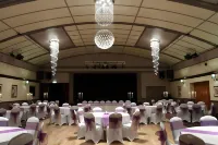The Raven Hotel