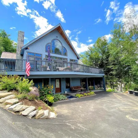 Re53 Beautiful Bretton Woods Slopeside Home, Amazing Views! AC, Hot Tub, Pool Table