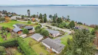 Whidbey Bliss by AvantStay 2Min to Beach View - en bord de mer