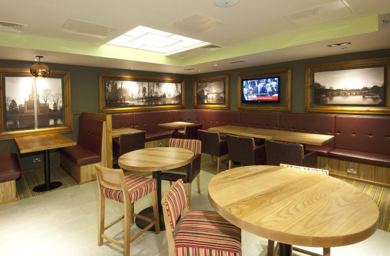 Premier Inn Stratford-Upon-Avon Central photo 5