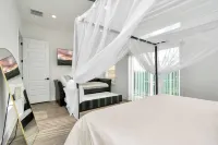 Empress Stylish Retreat