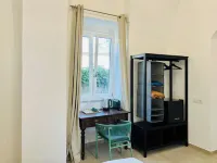 Palazzo Bougainvillea by Ritardo Aereo Hotels in Meta
