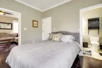 Downtown Wilmington Home Walk to Cape Fear River! - spa