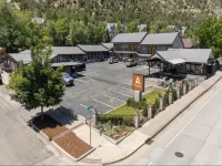 Adventure Inn Durango - Parkering