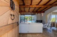 Villa Flor, Exclusive Property with Pool in Stintino