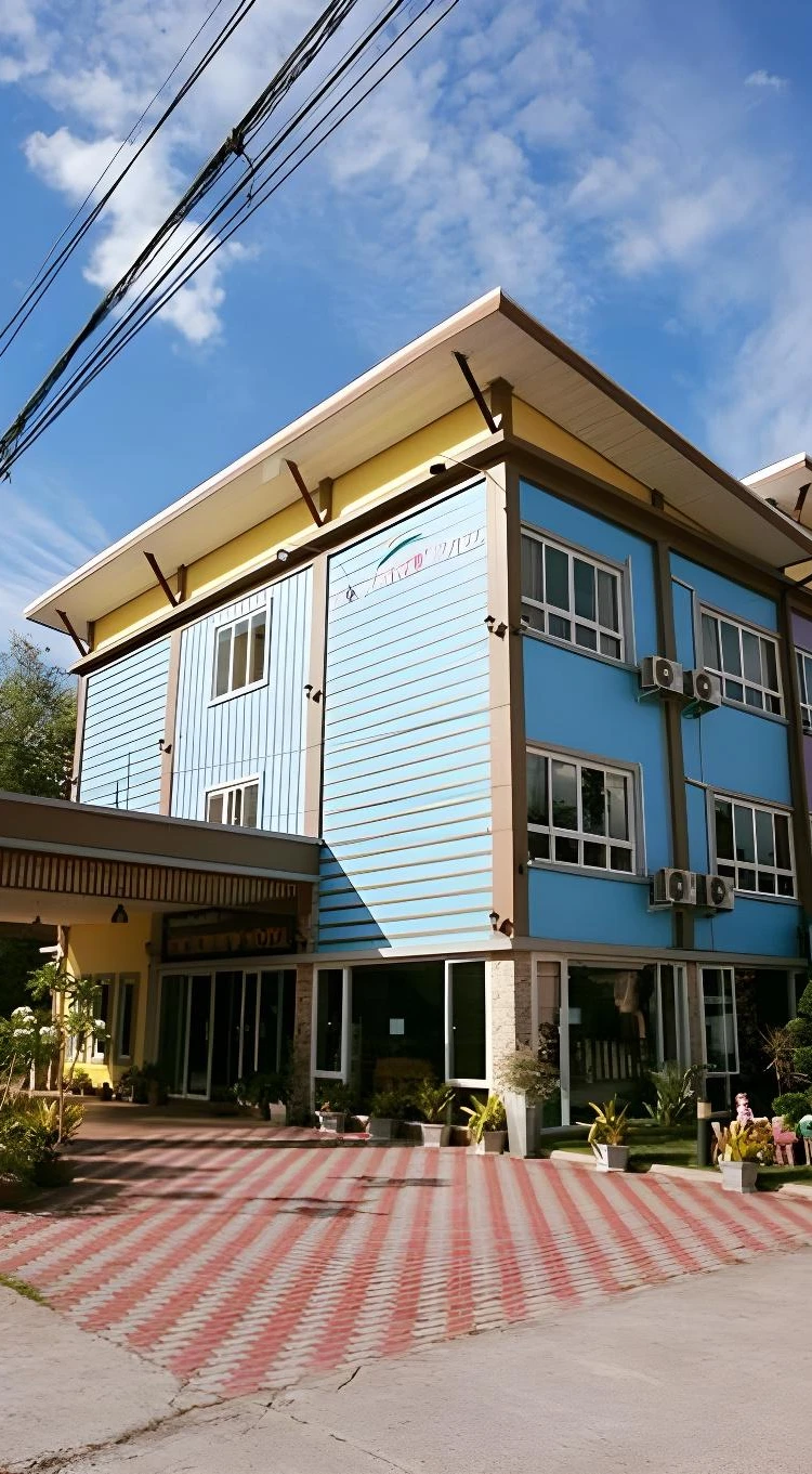 รูปภาพของT.W.Seaview Hotel ท่าศาลา
