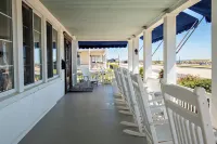Shawmont Hotel - Hostels