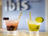 Ibis Maceio Pajucara - bar