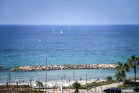 Modern Gem with Stunning Balcony by Sea N Rent - 4 stjerner
