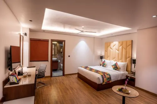 Hotel Raaj Palace