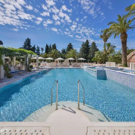 Mediteran Hotel & Resort