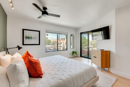 Unwind Poolside, Walk to El Paseo: Desert Oasis! - Condos