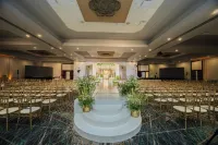 Renaissance Mobile Riverview Plaza Hotel
