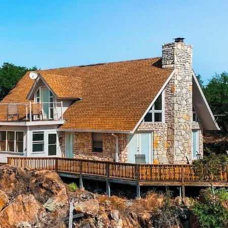 Lovely 2-story Home With Upper & Lower Decks, Gorgeous Lake & Hill Country Views