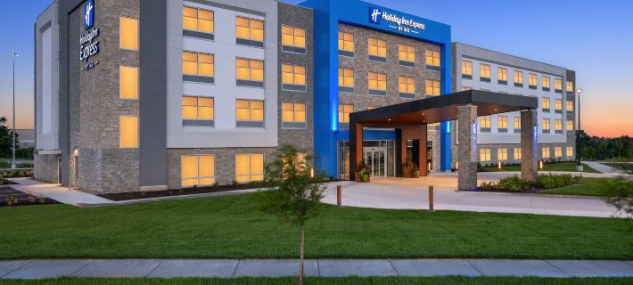 Holiday Inn Express & Suites Overland Park South by IHG Hotels in Johnson County