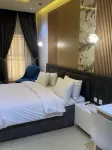 Lusso Court Shortlet Apartment - 4-Star