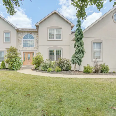 Spacious Sinking Spring Home w/ Outdoor Oasis!
