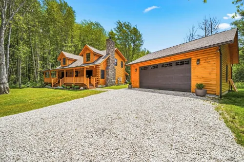 Luxury 3Br Authentic Log Cabin Retreat w/Hot Tub-Near Wineries, Gotl & Spire - Chalets
