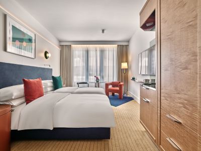 Kimpton MAIN FRANKFURT by IHG
