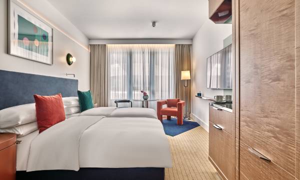 Kimpton Main Frankfurt by IHG