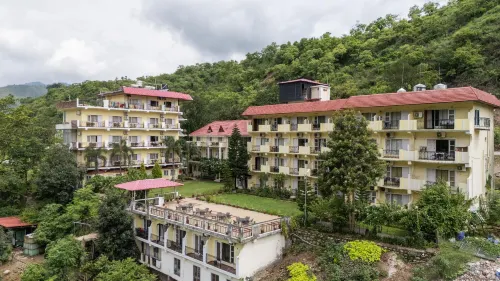 Justa Riverside Resort Srinagar - فطور