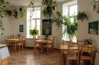 Cinnamon Sally Backpackers Hostel - Bữa sáng
