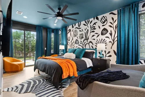 ATX Getaway With Cowboy Pool Fire Pit Rooftop - Holiday bungalows