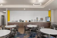 Microtel Inn & Suites by Wyndham Ephrata - breakfast