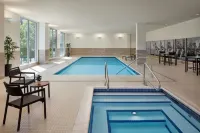Courtyard Prince George - Pools