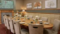 Cbh Fairlawns Hotel and Spa - พร้อมอาหารเช้า
