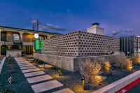 Angoria Hotel - parking
