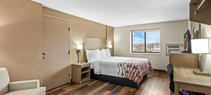 Red Roof Inn Ames Hotels in Ames