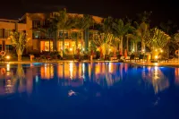 Protea Hotel Entebbe - Swimmingpools