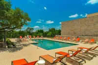Sheraton Austin Georgetown Hotel & Conference Center - Pools