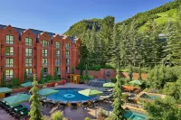 The St. Regis Aspen Resort - Pool