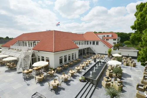 Fletcher Hotel-Restaurant ‘s-Hertogenbosch - Quầy Bar