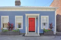 Historic Apt near river street and Broughton - 3-Star