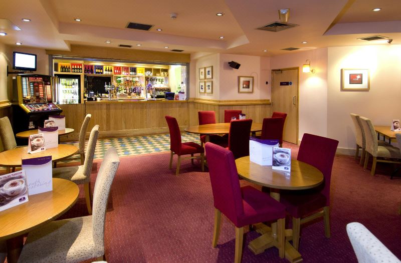 Premier Inn Manchester City (Portland St) photo 4