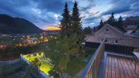 Huch House Hotel and apartments - 2-Star