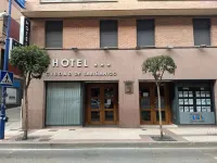 SNÖ Hotel Ciudad de Sabiñánigo - 3-Star