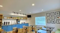 Radiant Inn and Suites - breakfast