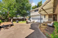 3BR Near White Rock Lake - Fire Pit BBQ Grill - Wifi